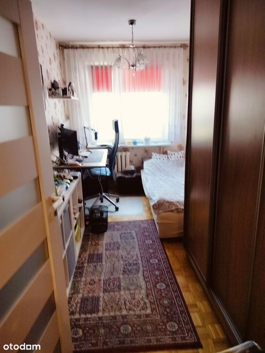 mieszkanie na Chomiczówce z dobrą lokalizacją - Więcej