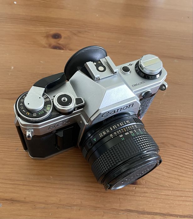 Canon AE-1 com lente 50mm 1:1.4