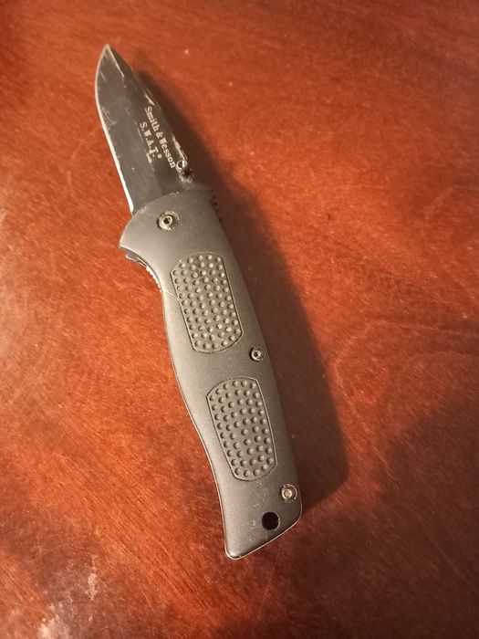 Nóż składany Smith & Wesson S.W.A.T