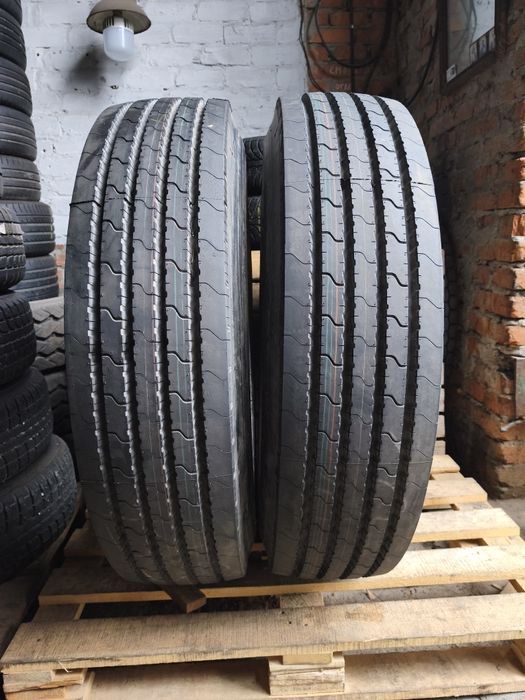 Шини 12R22.5 Dunlop нові