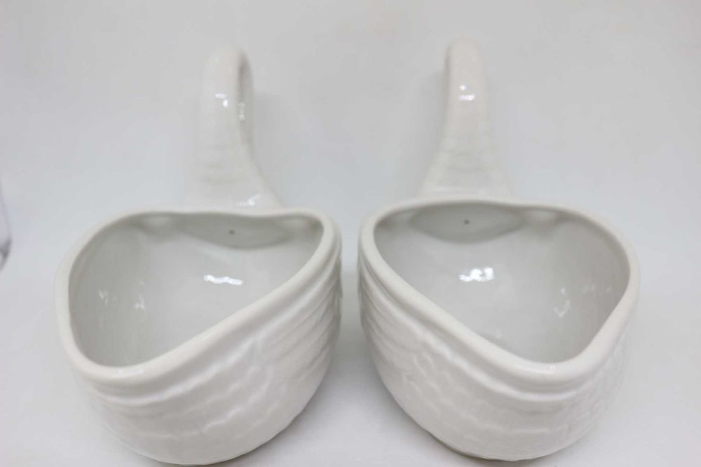 Par Floreiras Cachepot Cisne Porcelana Moldada Vista Alegre 1971 17 cm