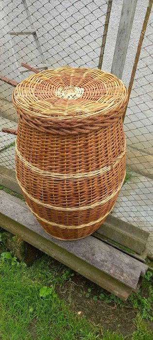 Кошик для білизни плетений з натуральної лози напівкруглий