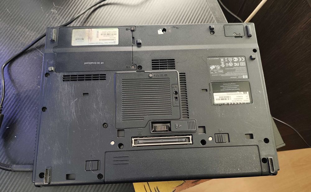 laptop HP 6310b + stacja dokująca SSD WINDOWS XP