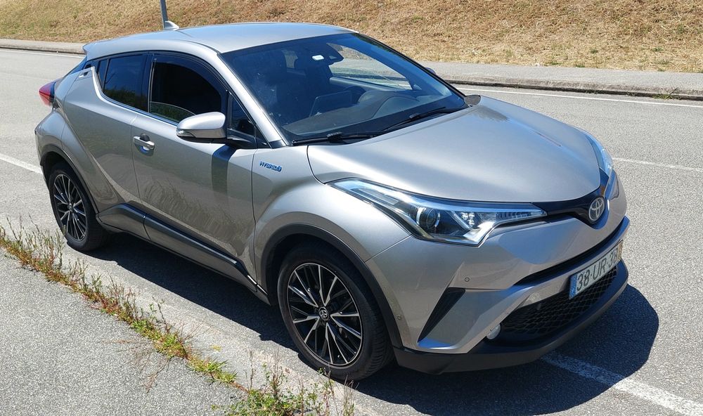 Toyota C-HR 1.8 híbrido