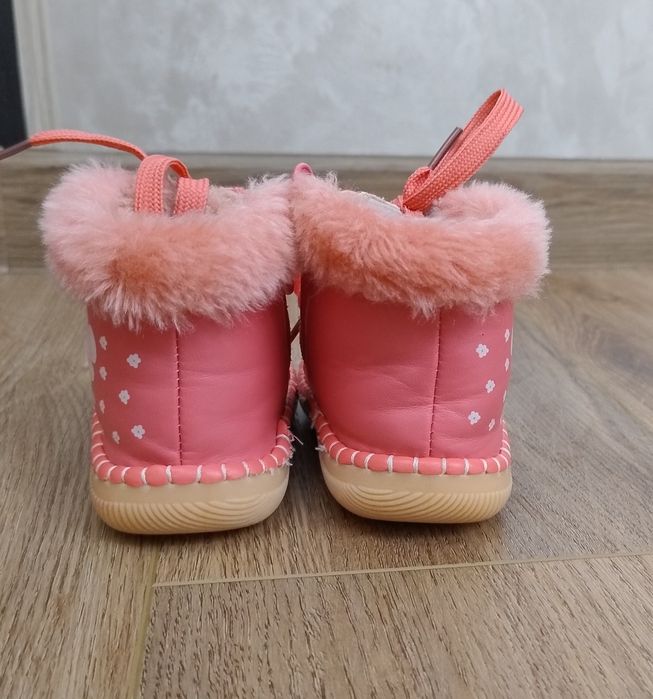 Сапожки/чобітки/ ботінки для дівчинки 1 рік