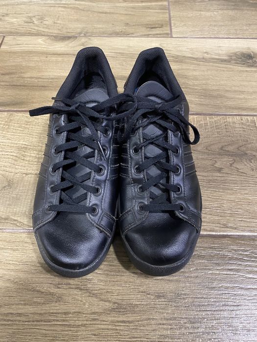 Шкіряні кросівки Адідас 38 розмір