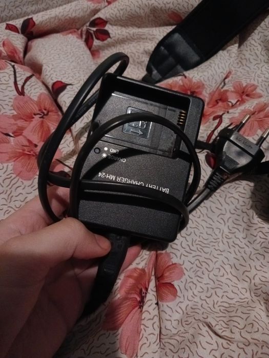 Продам фотоаппарат Nikon d3100