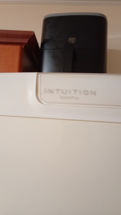 Холодильник Electrolux