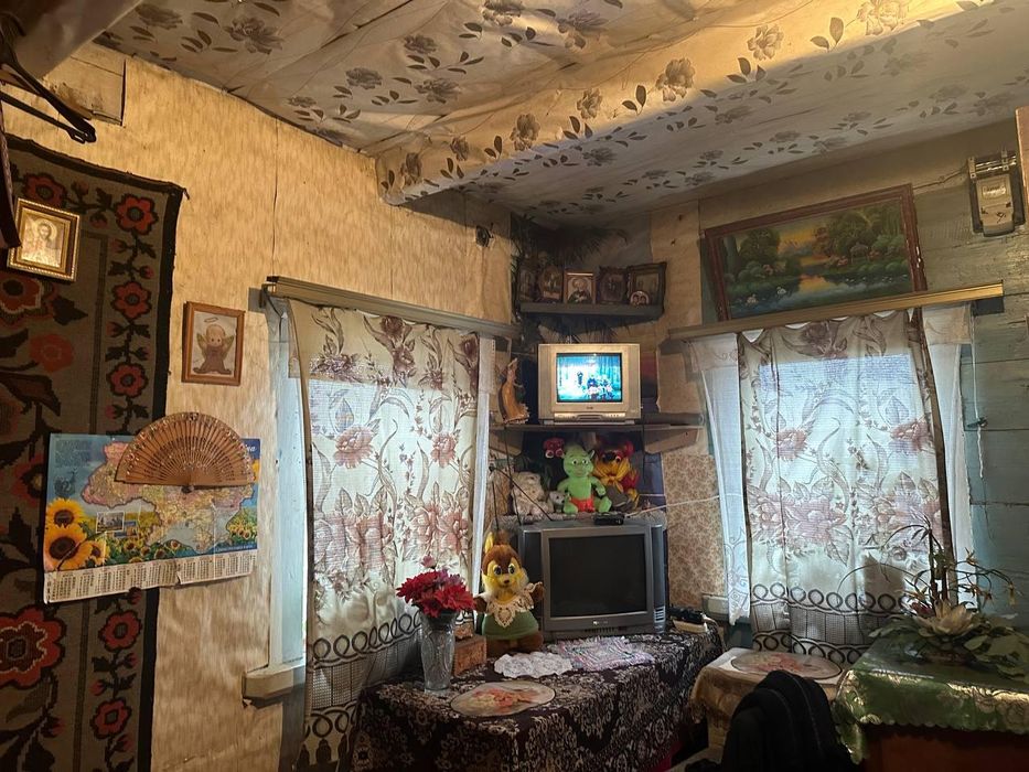 Продаж будинку в селі Козари біля лісу