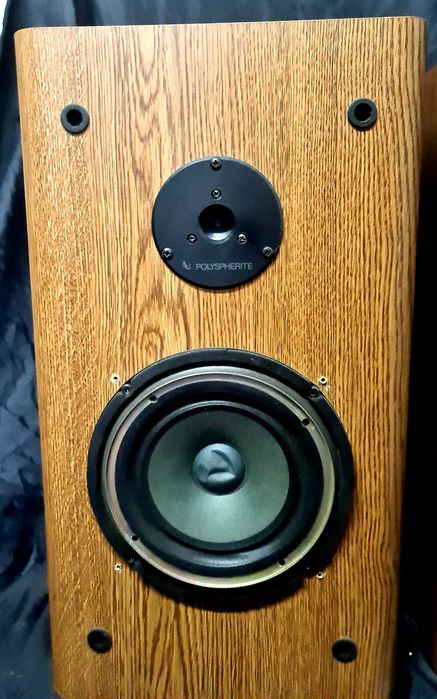 Colunas Infinity RS 3001 para despachar