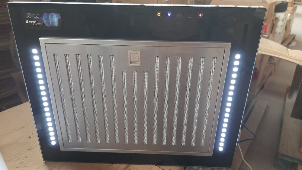 Витяжка кухонна HEF 22 (P-600)
