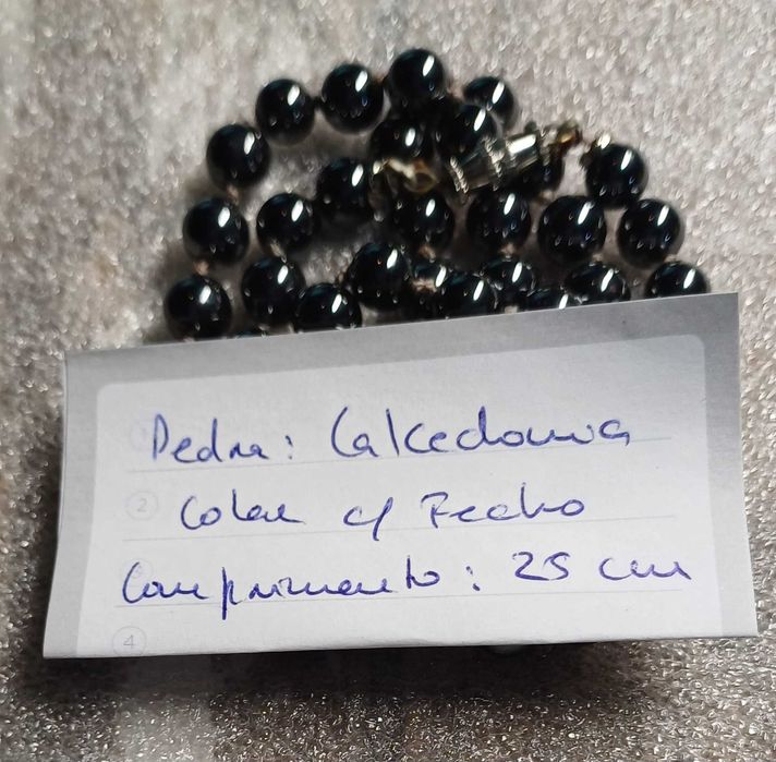 Vendo vários Colares de Pedras