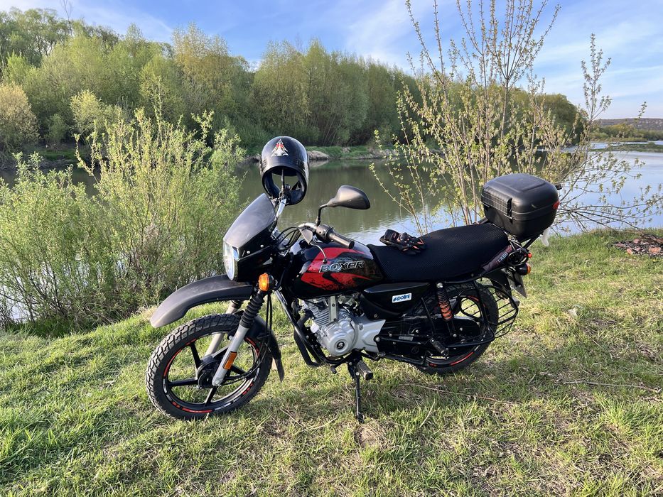 Мотоцикл Bajaj Boxer 125