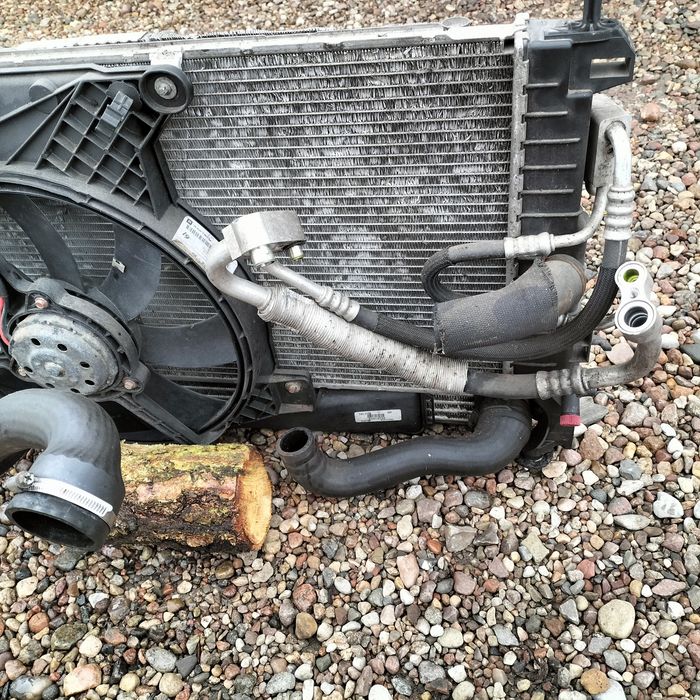 Chłodnica wody opel Meriva a 1.7 CDTI