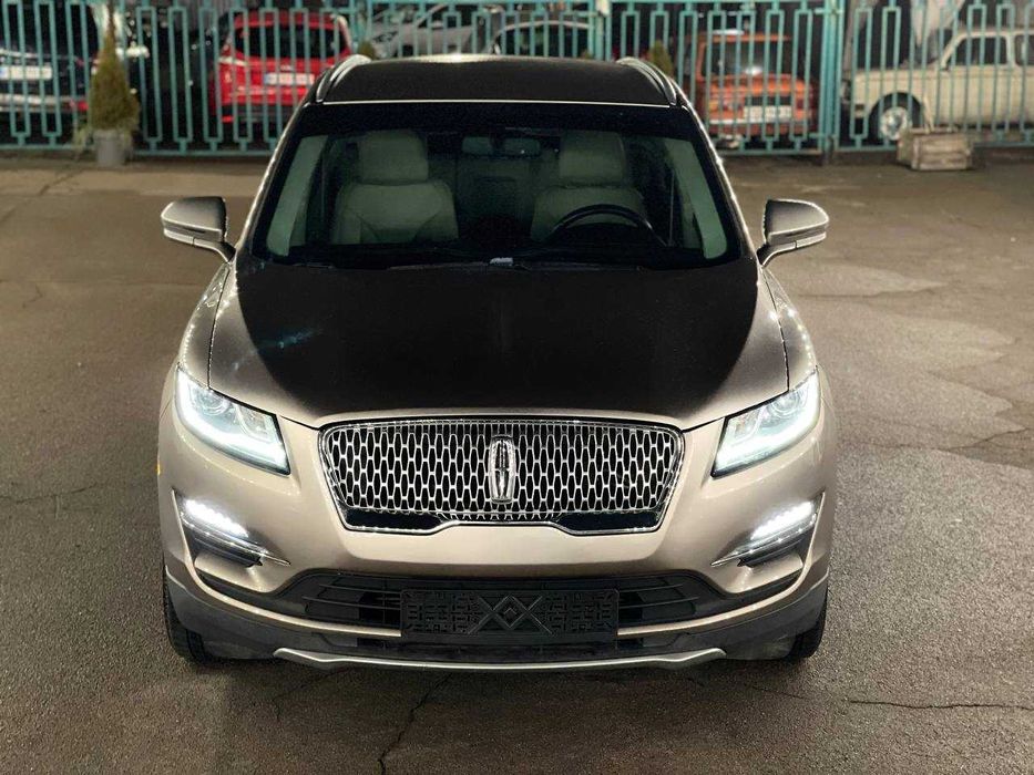 Lincoln MKC 2019 в розтермінування від 17000 грн/м