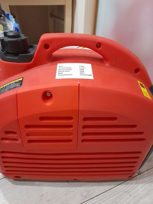 Генератор Powertech PT2000 Італія інверторний