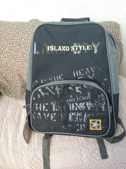Várias Mochilas escolares NOVAS