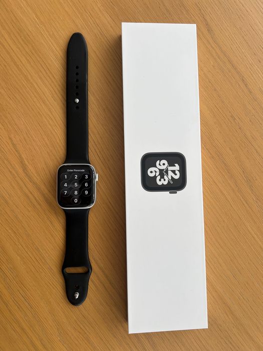 Zegarek Apple Watch seria 6