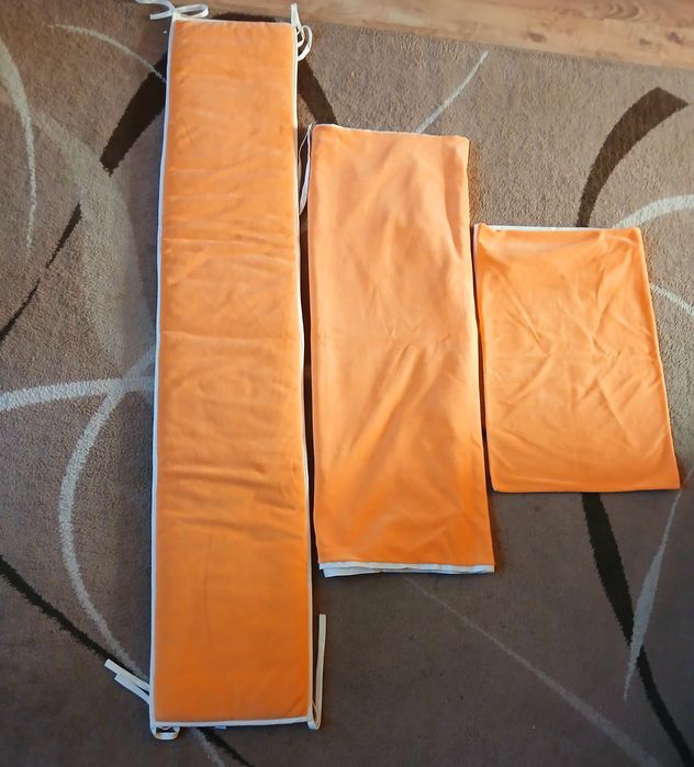 Welurowy komplet do łóżeczka