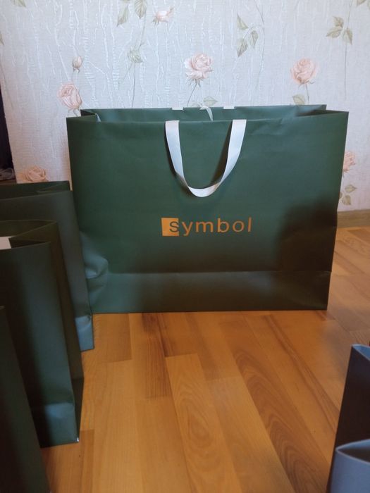 Продам крафтовые пакеты подарочные,для вещей Symbol оригнал Цена за 1
