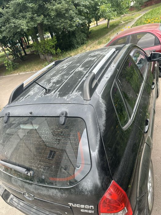 Нерозмитнений Хюндай туксон 2004 року  на ходу 2500$ ціна на пару днів