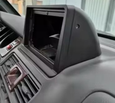 Moldura para colocar radio de navegacao pagero