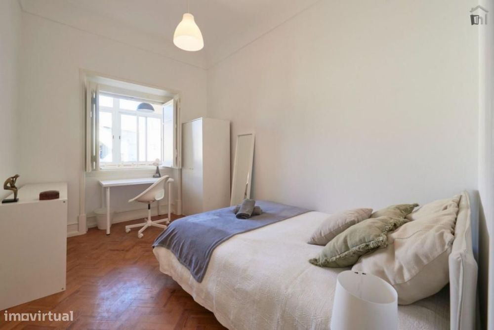Quarto - localizado em Alameda Lisbon