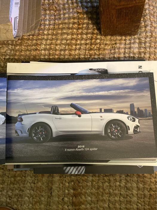 Catálogo Fiat 124 spider abarth