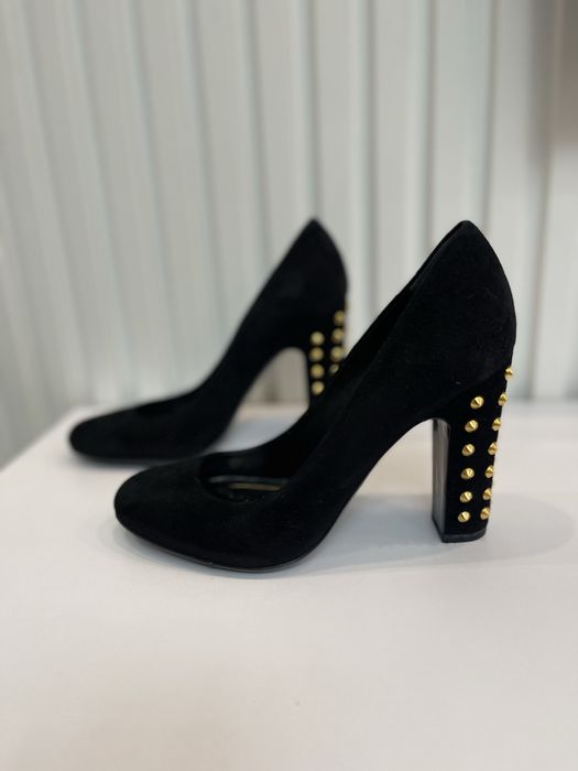 туфлі GUCCI Замшеві декоровані шипами. Оригінал 36