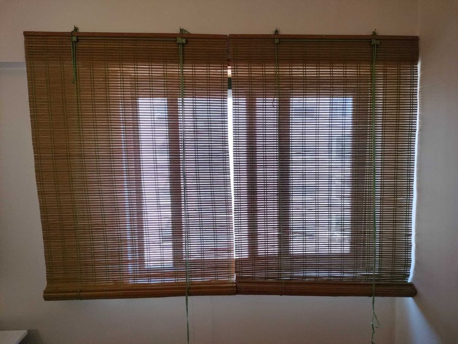 Cortinas de bambu com elevador