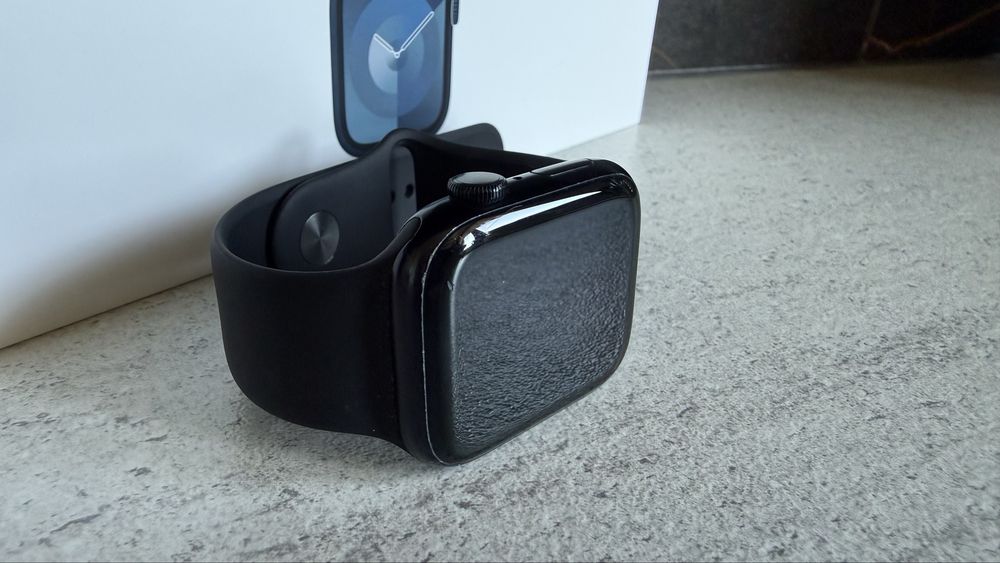Apple Watch Series 9 45mm GPS Midnight – komplet, bardzo dobry stan
