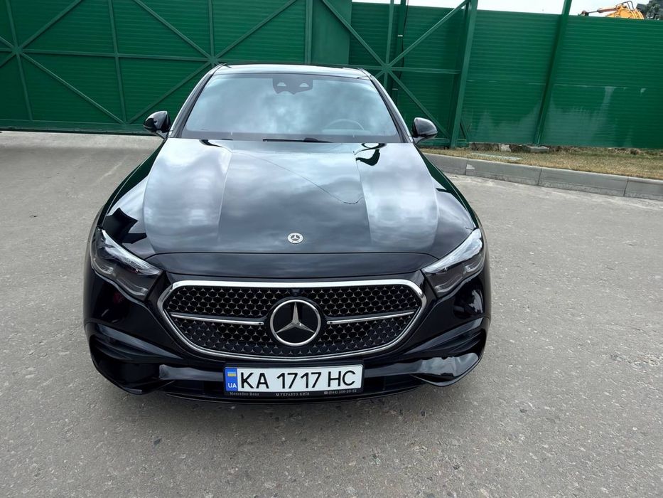 Mercedes-Benz E-Class 2024