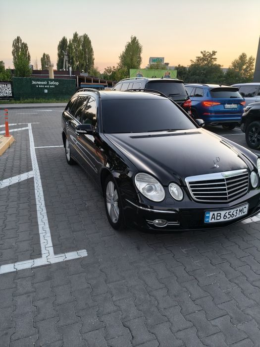 Продам Мерседес 211