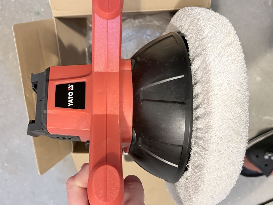 Polerka Yato 18V