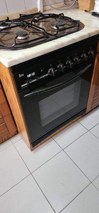 Placa de cozinha a gás + forno TEKA