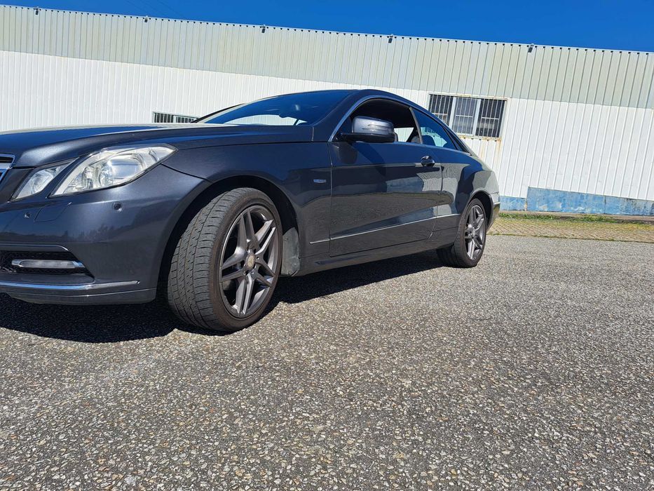 Mercedes Benz E220 Coupé 2011