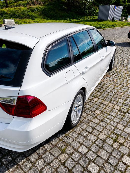 automóvel bmw 320 d