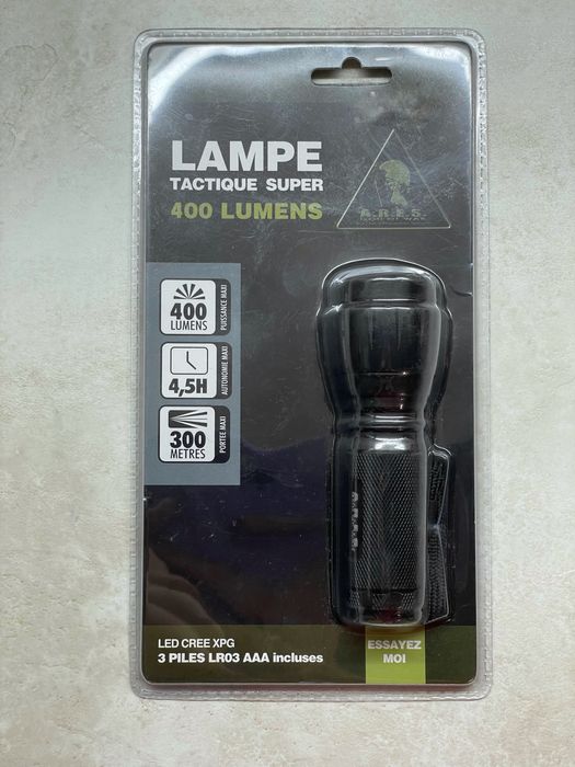 Тактичний ліхтарик A.R.E.S