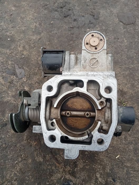 Дросельна заслонка мазда 323f ba