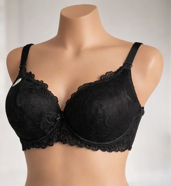 Czarny koronkowy biustonosz 50/115 DD