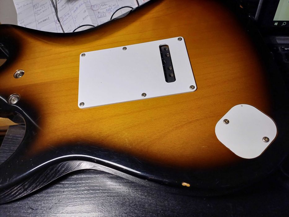 Ibanez AT-100 Prestige