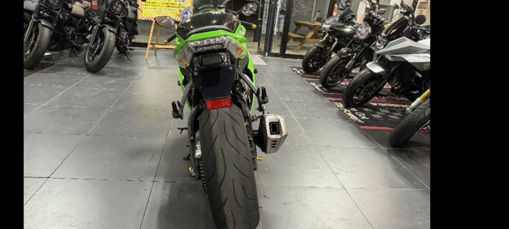 Kawasaki ZX10R з Японії
