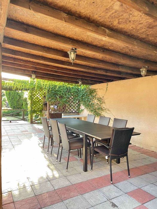 Подобова здача будинку