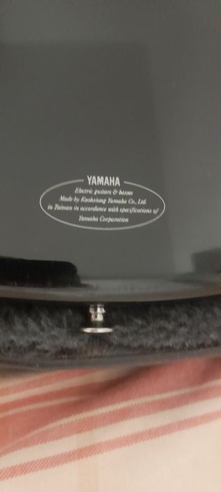 Gitara bass basowa 4 strunowa yamaha BB N4 1996r futerał kabel pasek