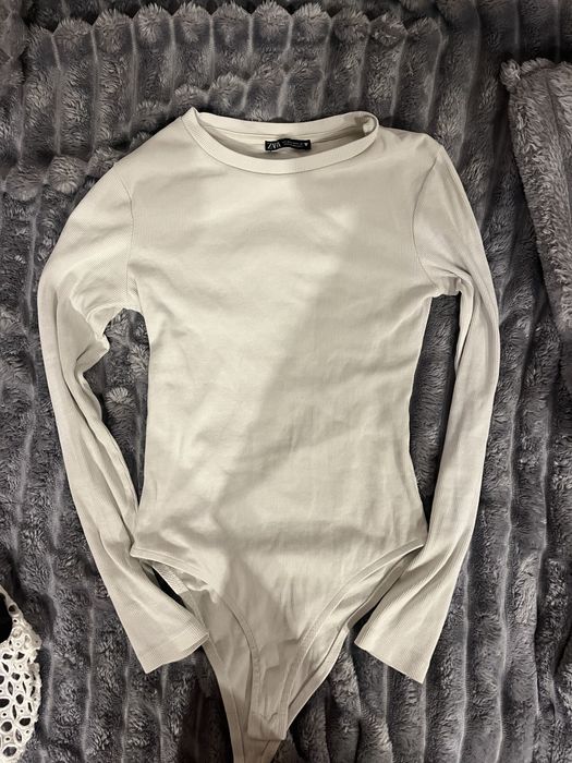 Одяг Zara (боді, майка, спідниця)