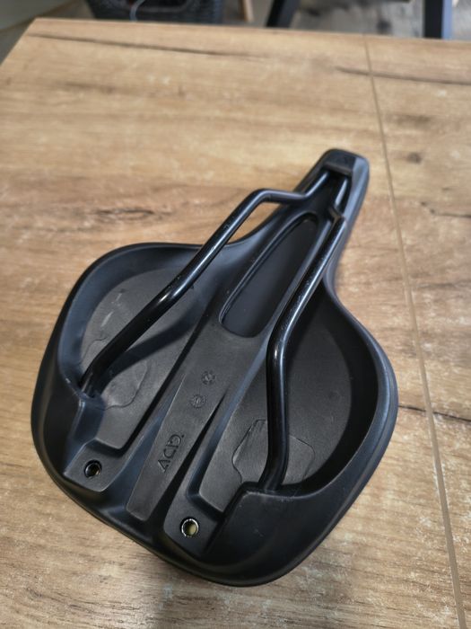 Nowe siodełko rowerowe Venec E-MTB Plus