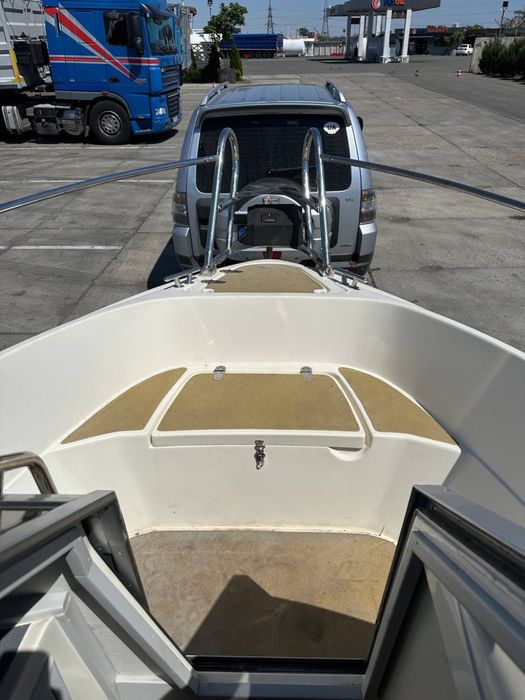 Продам катер FLIPPER 630 OC