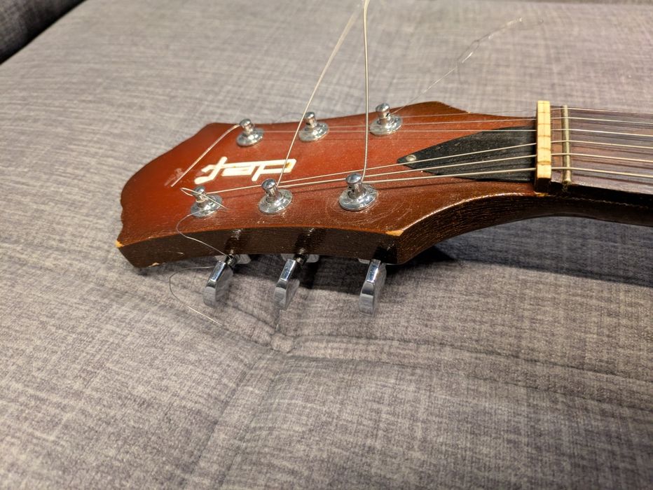 Gitara elektryczna Malwa defil