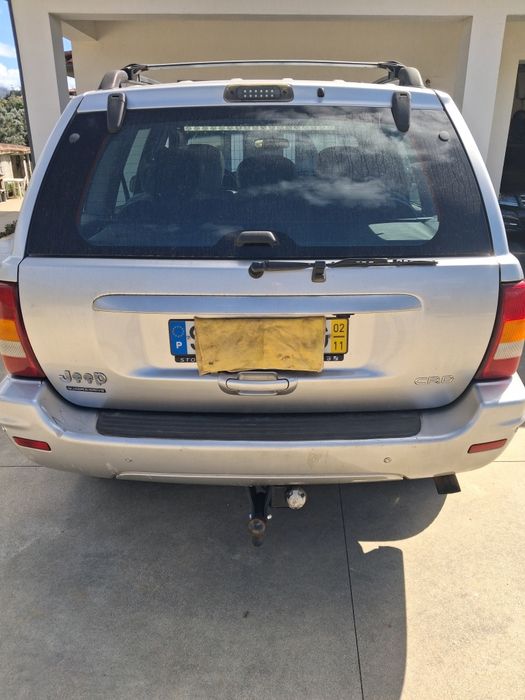 Carro 4x4 para desocupar