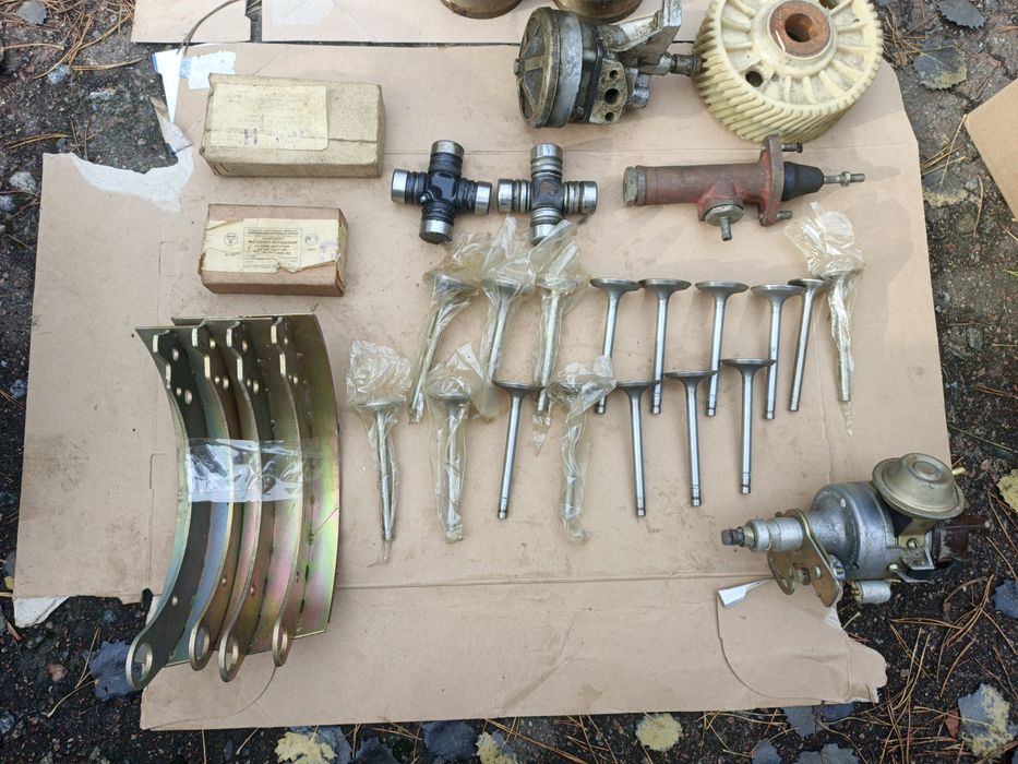 Клапана та вкладиші газ уаз 402